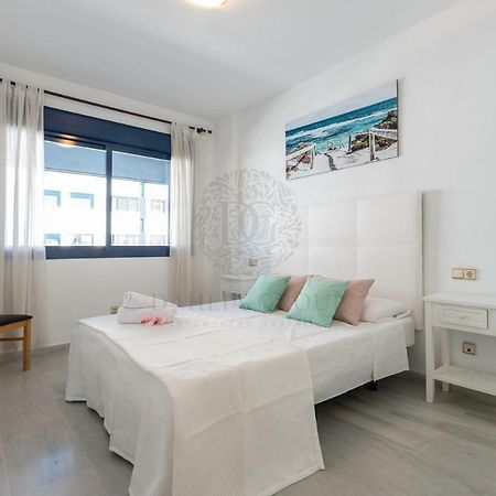 Vista Africa Beach Apartment By Dahlia Group Естепона Екстериор снимка