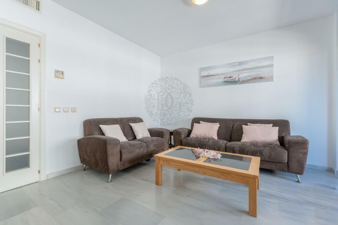 Vista Africa Beach Apartment By Dahlia Group Естепона Екстериор снимка