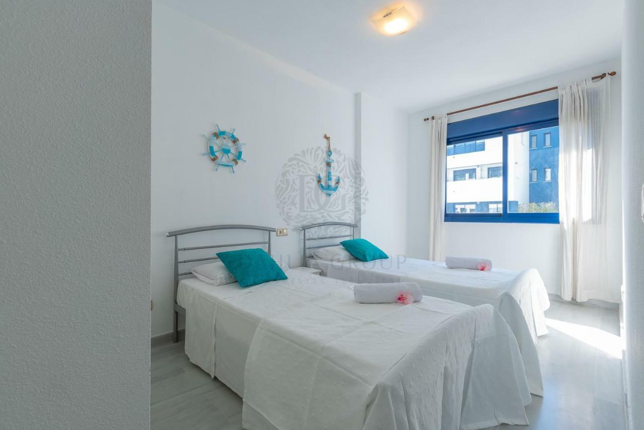 Vista Africa Beach Apartment By Dahlia Group Естепона Екстериор снимка