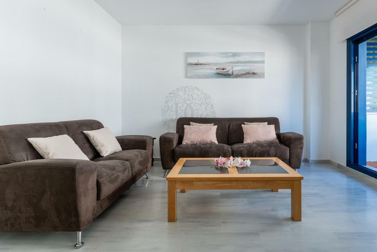 Vista Africa Beach Apartment By Dahlia Group Естепона Екстериор снимка