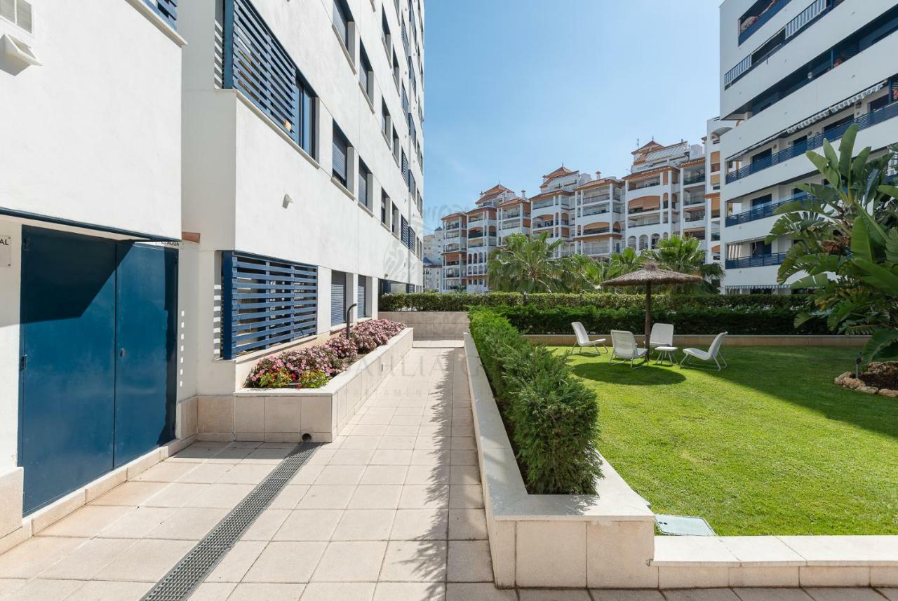 Vista Africa Beach Apartment By Dahlia Group Естепона Екстериор снимка