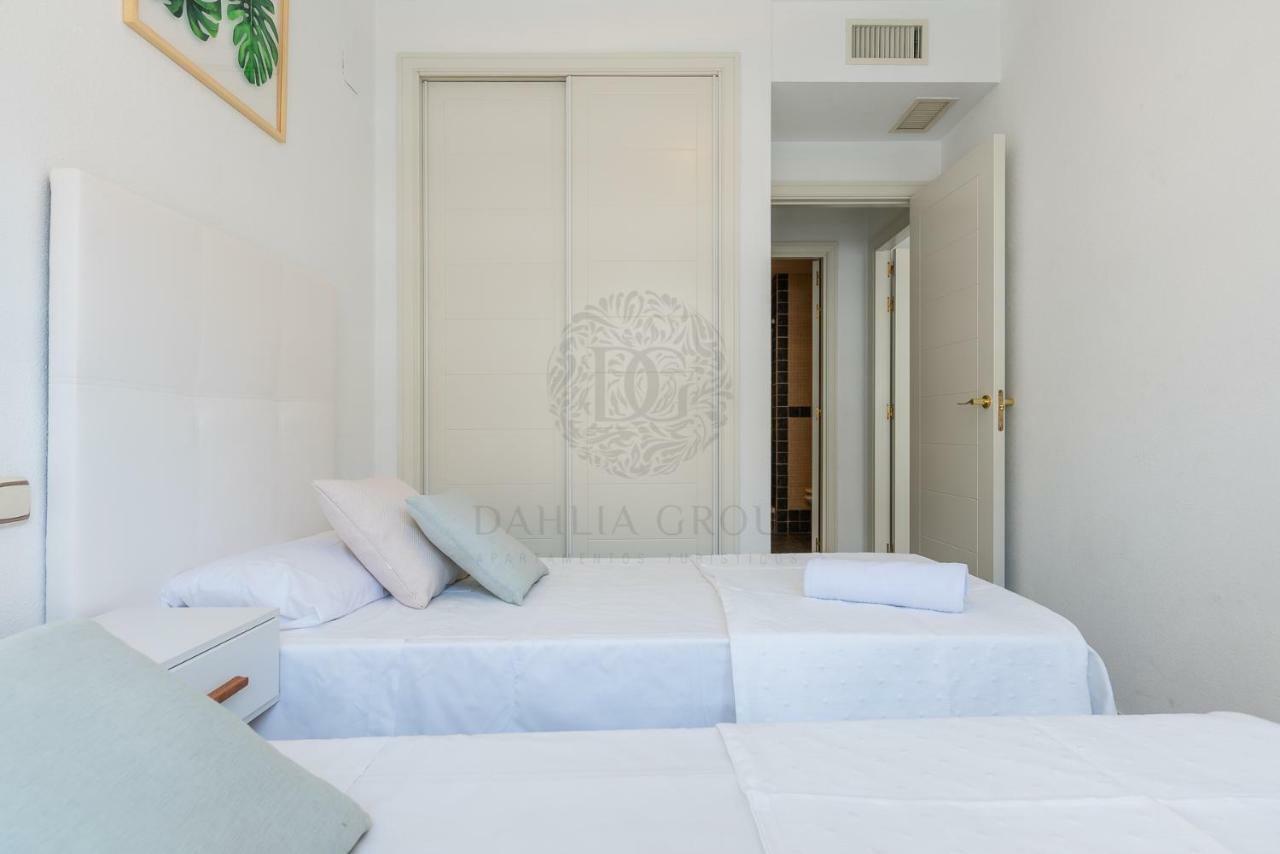 Vista Africa Beach Apartment By Dahlia Group Естепона Екстериор снимка